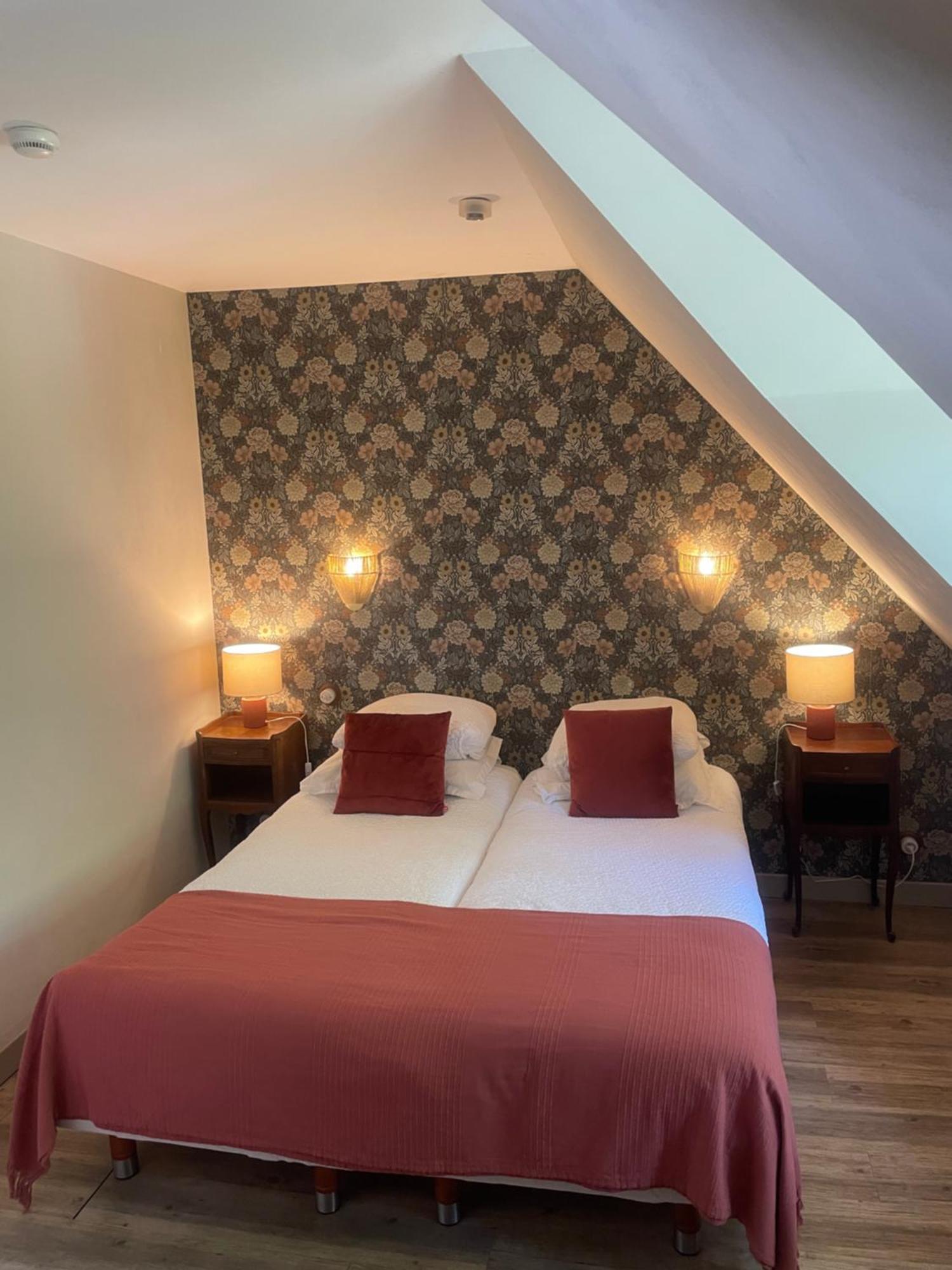 Hotel Kastell Dinec'H Minihy-Tréguier Εξωτερικό φωτογραφία